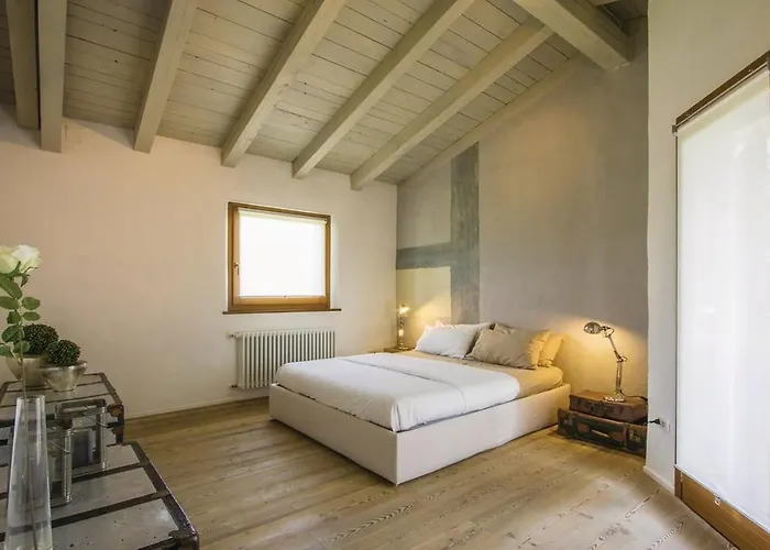 Nyaraló - Casa Roncus *